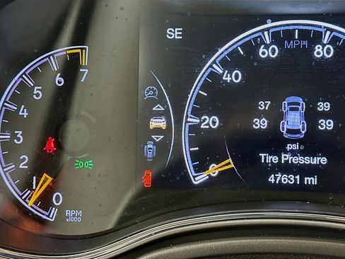 Used 2022 Jeep Grand Cherokee Limited w/ Trailer Tow Group IV image 16