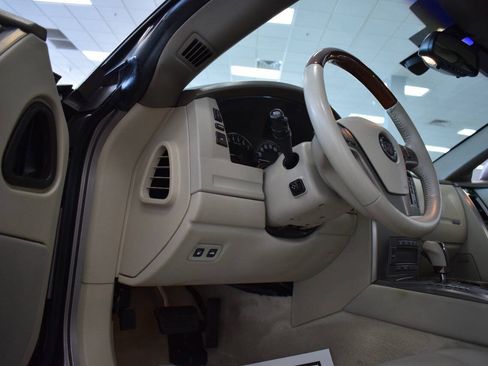 Used 2005 Cadillac XLR RWD image 58