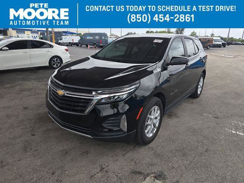 Used 2023 Chevrolet Equinox LT image 1