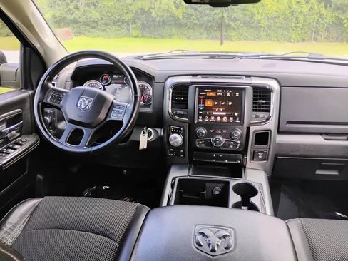 Used 2015 RAM 1500 Sport w/ Comfort Group image 13