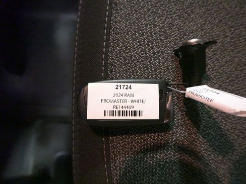 New 2024 RAM ProMaster 2500 w/ Quick Order Package 22G SLT image 26