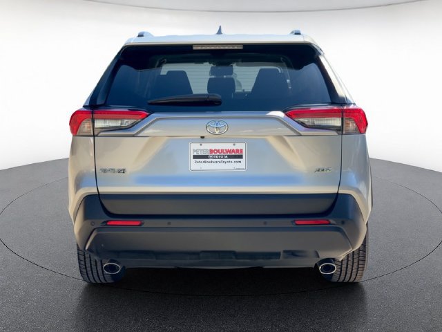 Used 2019 Toyota RAV4 XLE Premium w/ Advanced Technology Package FWD image 4