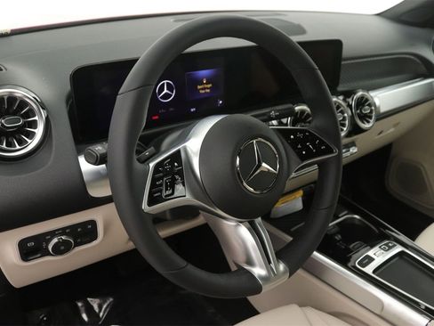 New 2026 Mercedes-Benz GLB 250 image 5
