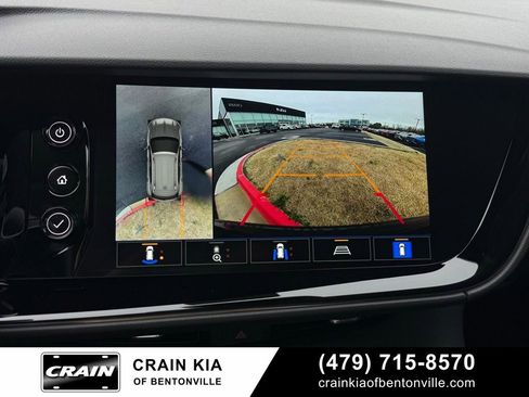 Used 2022 Buick Envision Avenir w/ Technology Package II image 17