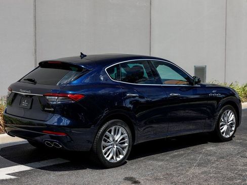 Certified 2022 Maserati Levante GT image 5