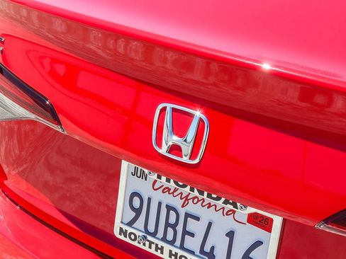 Certified 2025 Honda Civic Sport image 8