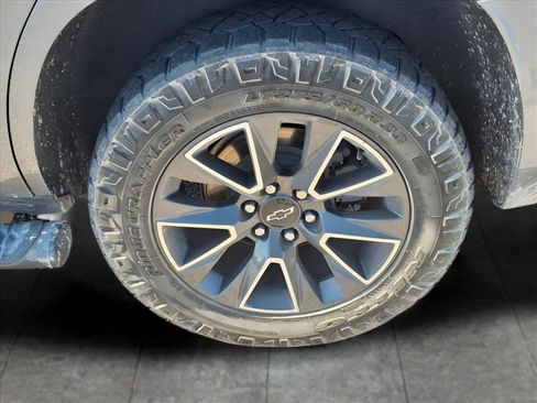 Used 2021 Chevrolet Tahoe Z71 w/ Luxury Package image 10