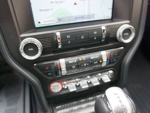 Used 2016 Ford Mustang GT Premium RWD image 36