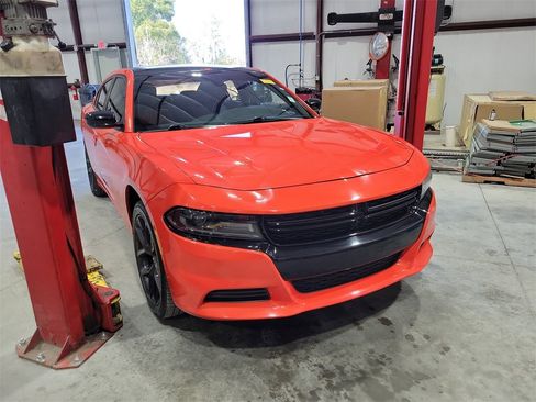 Used 2021 Dodge Charger SXT w/ Blacktop Package image 1