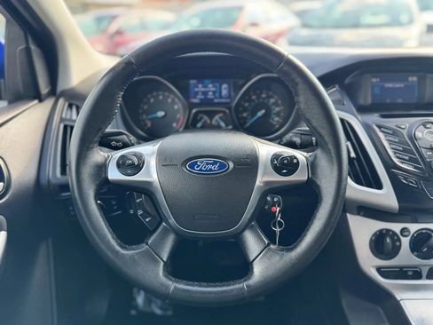 Used 2014 Ford Focus SE w/ Equipment Group 201A FWD image 17