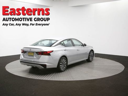 Used 2024 Nissan Altima 2.5 SV image 38