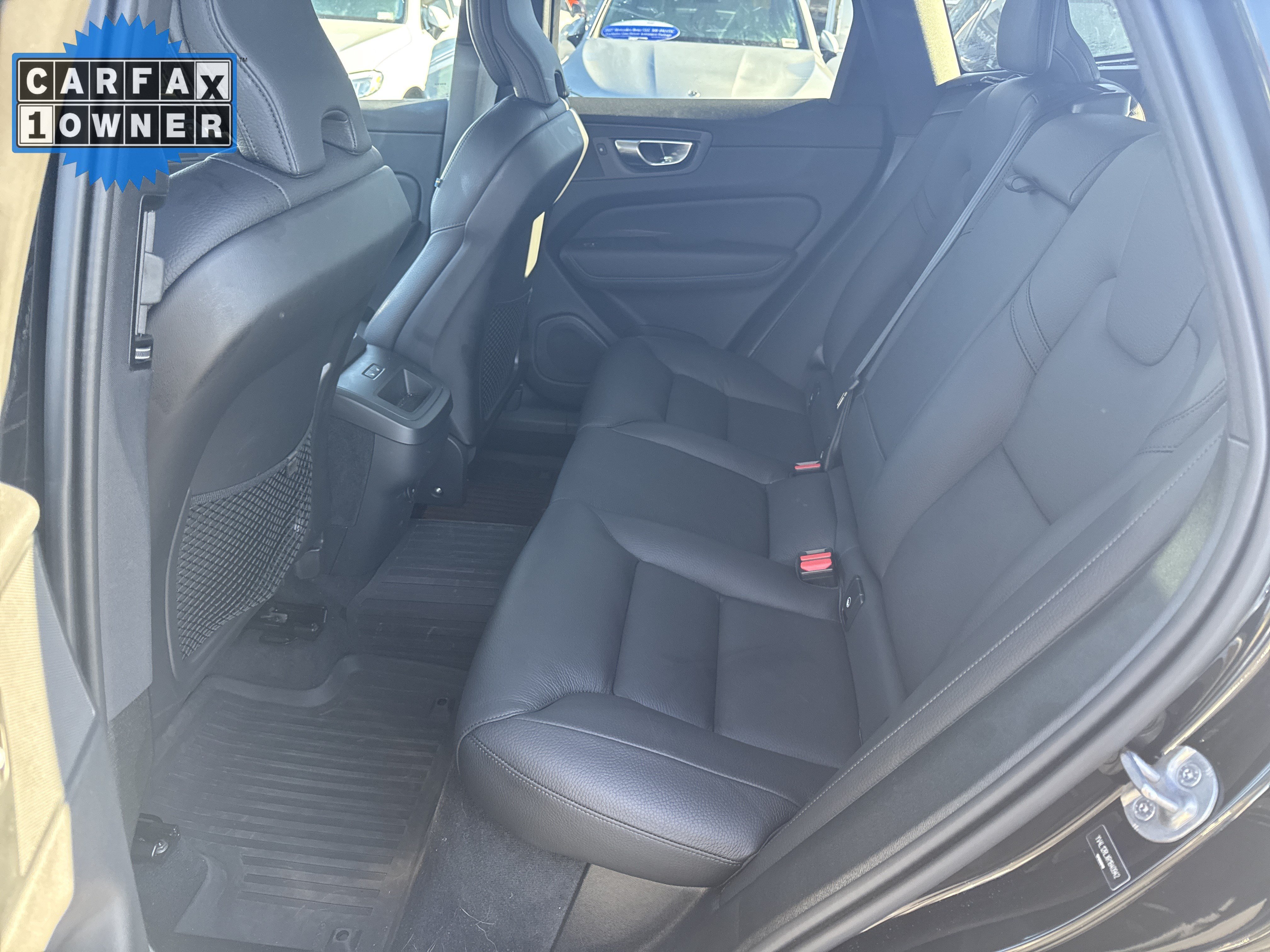 Used 2024 Volvo XC60 B5 Plus w/ Protection Package Premier AWD/4WD image 32