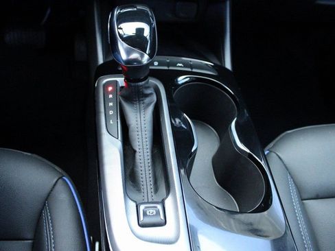 Used 2025 Buick Envista Sport Touring w/ Convenience II Package image 39