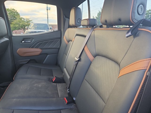 Used 2023 GMC Canyon AT4 w/ AT4 Premium Package AWD/4WD image 12