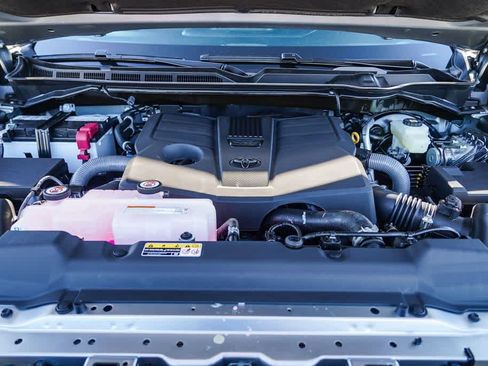 New 2026 Toyota Tundra Limited AWD/4WD image 27