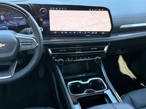 New 2026 Chevrolet Traverse High Country image 15
