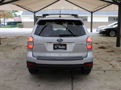 Used 2014 Subaru Forester 2.5i Touring image 6
