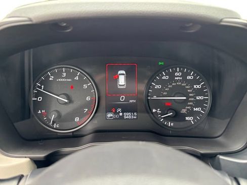 Used 2025 Subaru Forester AWD/4WD image 14