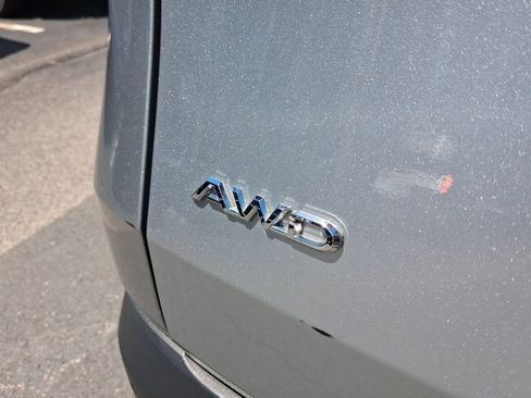 Used 2024 Toyota Grand Highlander AWD image 9