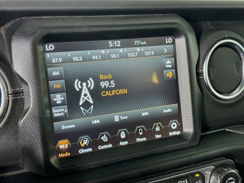 Used 2023 Jeep Wrangler Unlimited Sahara w/ Cold Weather Group AWD/4WD image 19