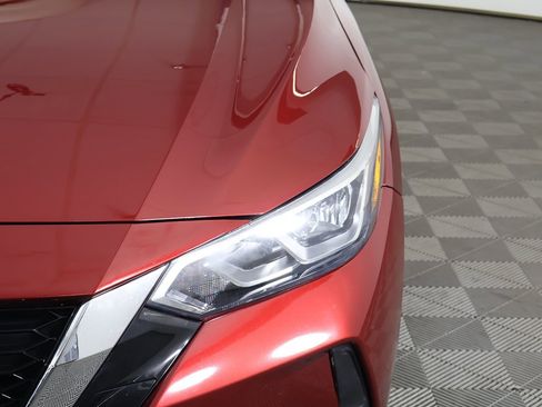 Used 2021 Nissan Sentra SV w/ SV Premium Package image 14