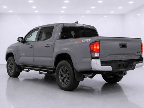 Used 2021 Toyota Tacoma SR5 w/ Blackout Package (TMS) AWD/4WD image 3