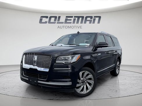 Used 2024 Lincoln Navigator Reserve image 1