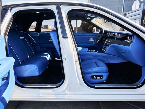 Used 2024 Rolls-Royce Ghost AWD/4WD image 23