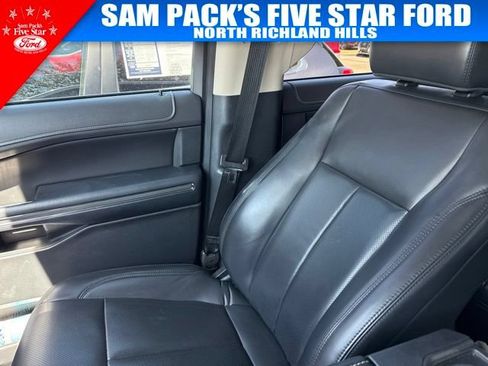 Used 2023 Ford Expedition XLT AWD/4WD image 12
