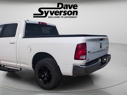 Used 2021 RAM 1500 Classic SLT AWD/4WD image 3