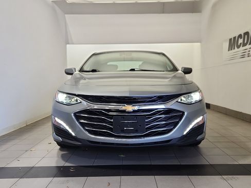 Used 2024 Chevrolet Malibu LT image 3