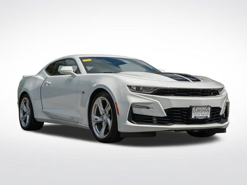 Certified 2022 Chevrolet Camaro SS RWD image 1