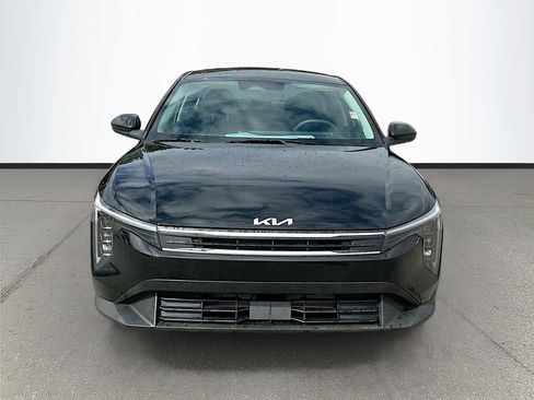 New 2026 Kia K4 LXS FWD image 2