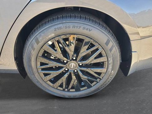 New 2026 Nissan Altima 2.5 SV w/ SV Special Edition Package FWD image 11