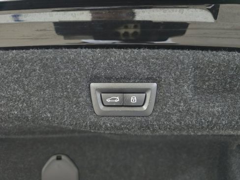 Used 2026 BMW M5 w/ Executive Package AWD/4WD image 31