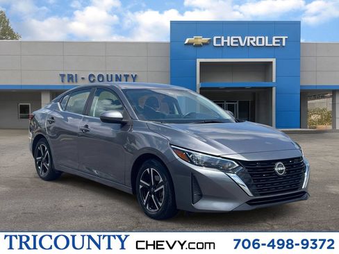 Used 2024 Nissan Sentra SV FWD image 1