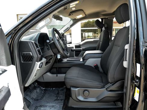 Used 2018 Ford F150 XL w/ Equipment Group 101A Mid AWD/4WD image 4