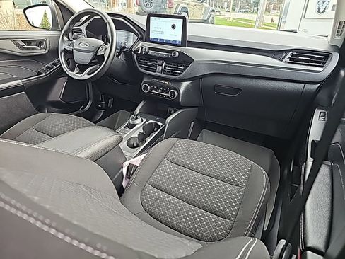 Used 2024 Ford Escape Active image 25