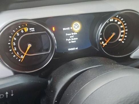 Used 2021 Jeep Wrangler Unlimited Sport AWD/4WD image 19