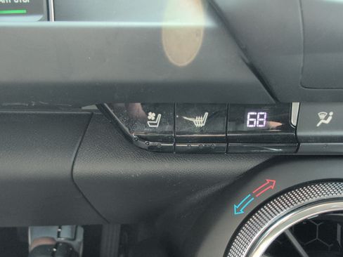 Used 2016 Chevrolet Camaro SS RWD image 29