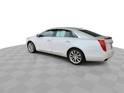 Certified 2017 Cadillac XTS Luxury image 6