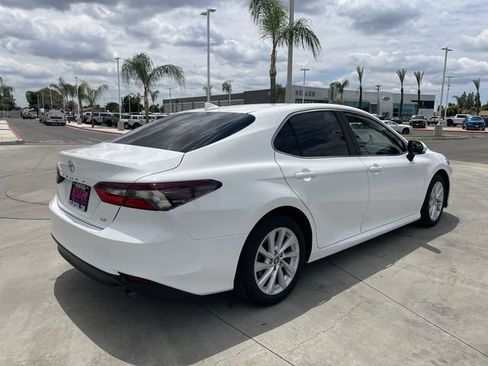 Used 2024 Toyota Camry LE w/ Convenience Package FWD image 8