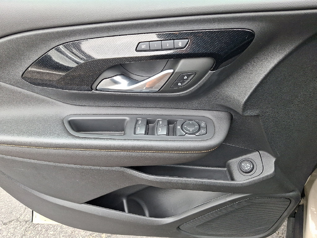 Certified 2022 GMC Terrain AT4 AWD/4WD image 13