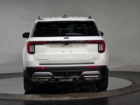 New 2026 Ford Explorer Platinum image 10