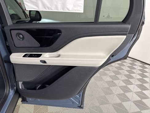 New 2025 Lincoln Aviator Reserve w/ Jet Appearance Package image 24