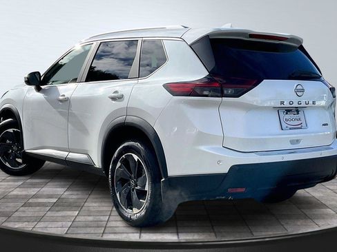 New 2026 Nissan Rogue Platinum w/ Platinum Premium Package AWD/4WD image 3