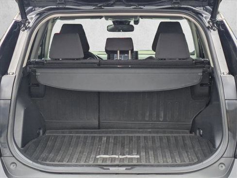 Used 2020 Toyota RAV4 XLE image 6