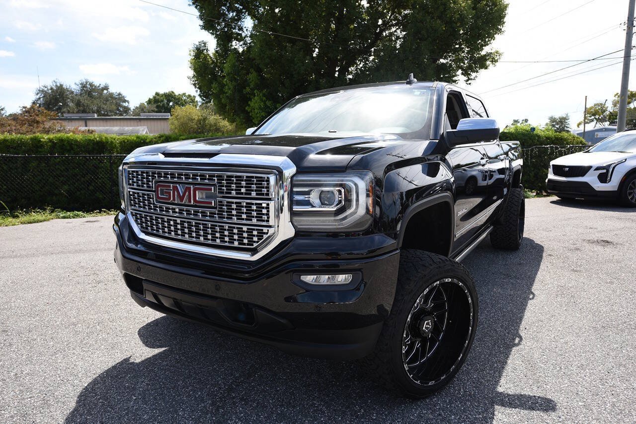 Used 2018 GMC Sierra 1500 Denali w/ Denali Ultimate Package AWD/4WD image 1