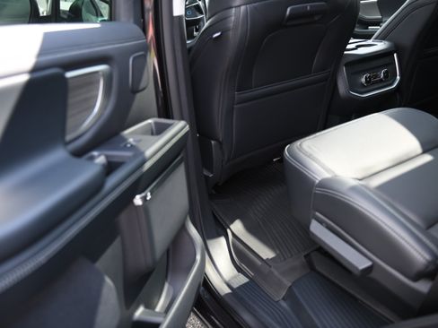 New 2027 Ford Expedition Platinum RWD image 19