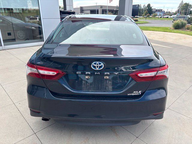 Used 2018 Toyota Camry XLE FWD image 6